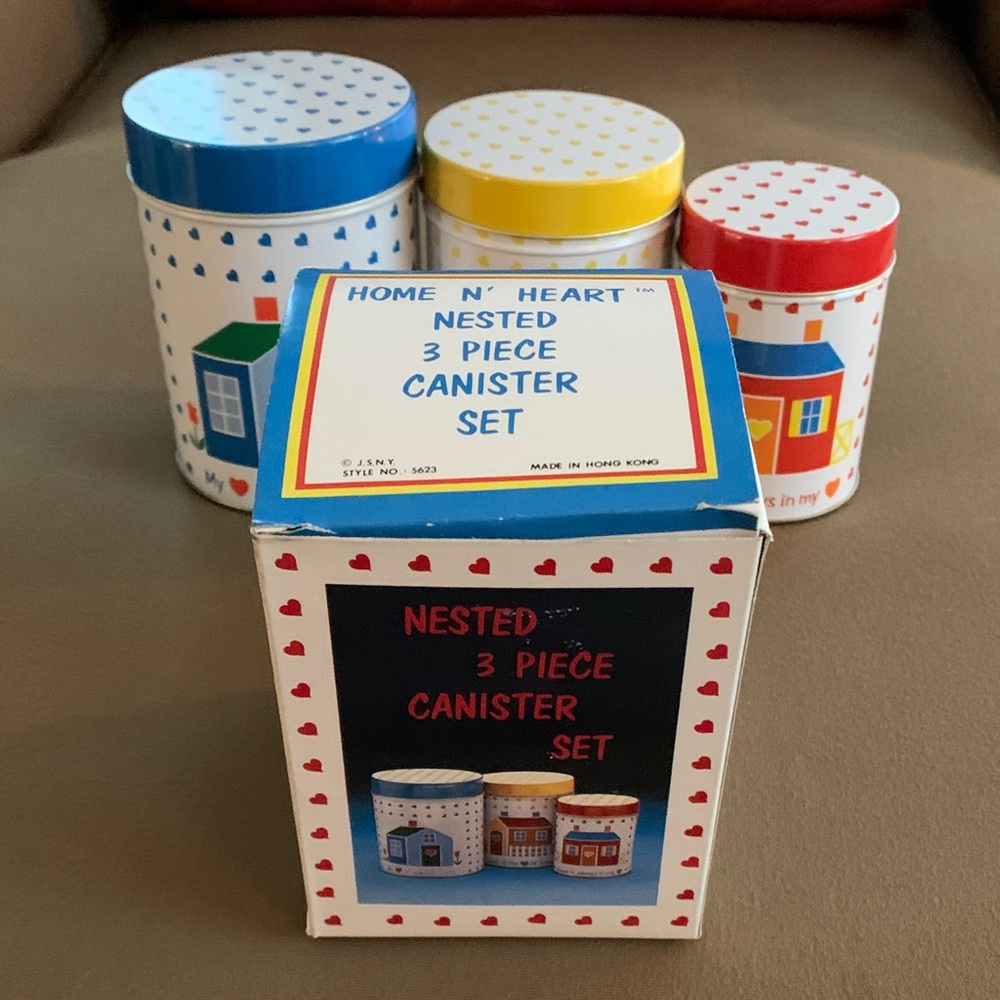 Vintage JSNY Home N' Heart Nested 3-piece 1980s canisters in original box.👍🏻